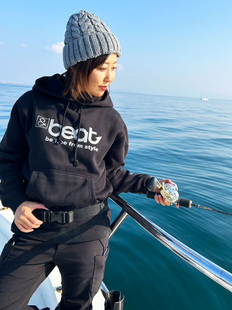 &beat ロゴパーカー